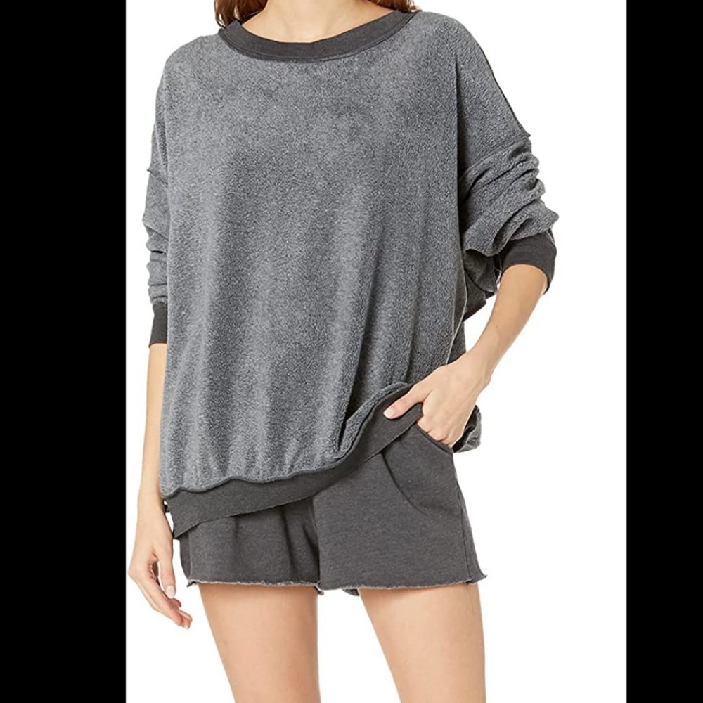 Free People Kelly Sweatshirt And Shorts Set Storm Gray - Picture 2 of 14